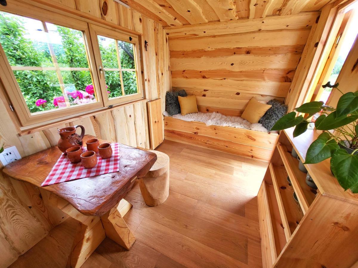 Unique Wooden Holiday House In Nature Lukovica pri Domzalah ภายนอก รูปภาพ